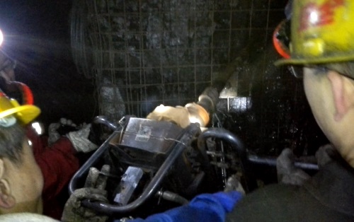 內蒙風動探水鉆機，伊東煤礦認定石家莊巨匠